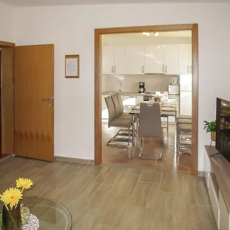 Apartment Nikola - Srd331 Apartamento Rovanjska