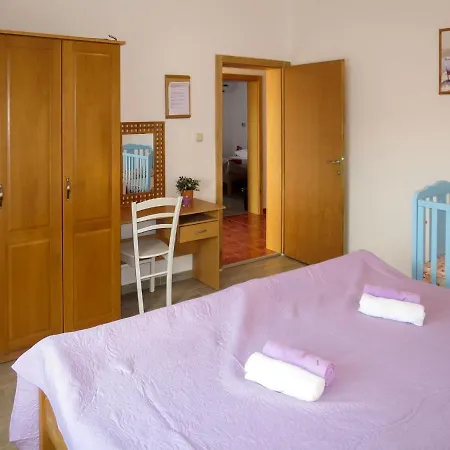 Apartamento Apartment Nikola - Srd331 Rovanjska